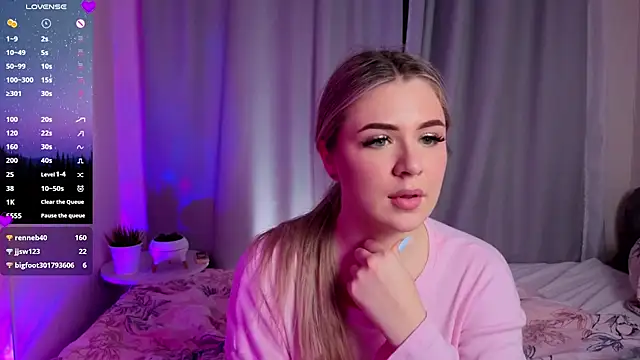 AliaBuerstatte's cam snapshot