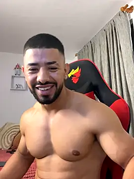 Ezzio_Scolaro live sex cam