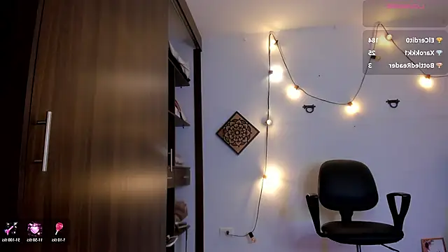 Seraphyne666's cam snapshot