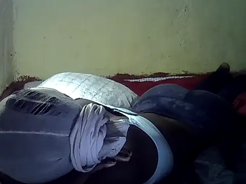 cute-shamza's cam snapshot