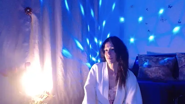 ElysaSun's cam snapshot