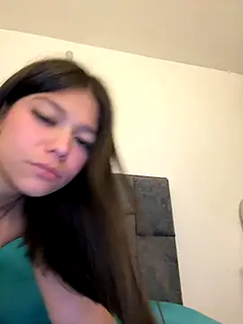 Alyshanon18 live sex cam