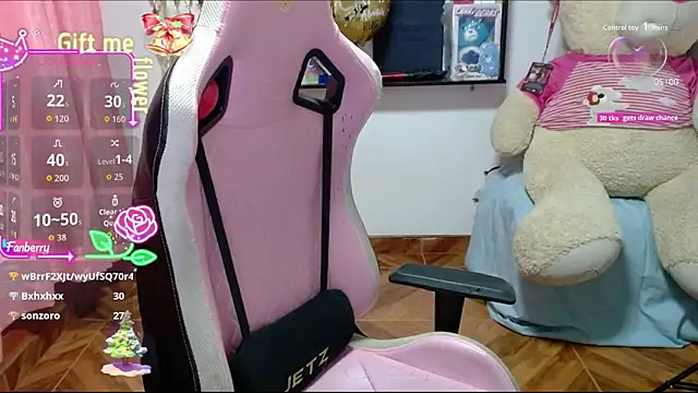 Maggie_Fox3's cam snapshot