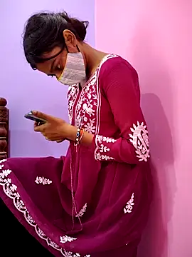 Student12th's cam snapshot