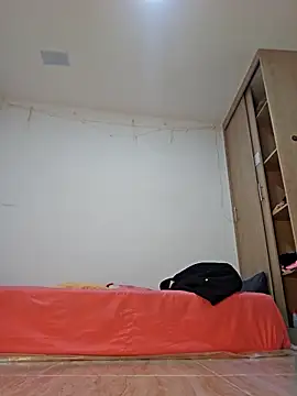 Molly-_-'s cam snapshot