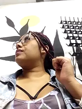 Ebony-Goddess19's cam snapshot