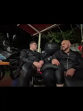 Neil_and_isaac live sex cam