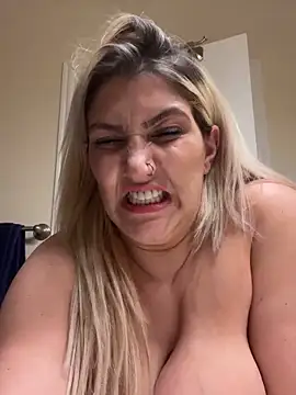 LittleMissEeve live sex cam