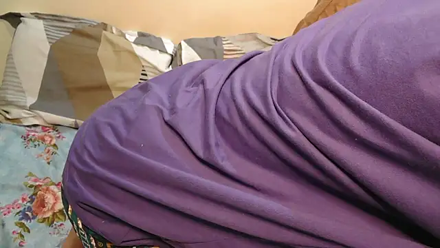 NaughtyThrouple007's cam snapshot