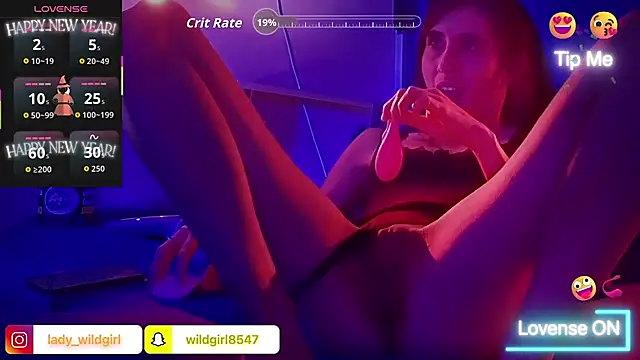 WildgirlShow's cam snapshot