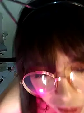 Chall_mee's cam snapshot