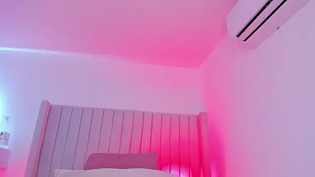 Venus_nite's cam snapshot