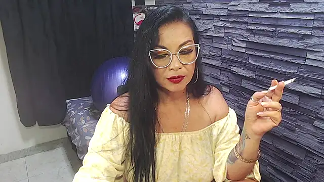 Cruela_deviil's cam snapshot