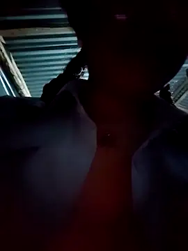 Lily-o's cam snapshot