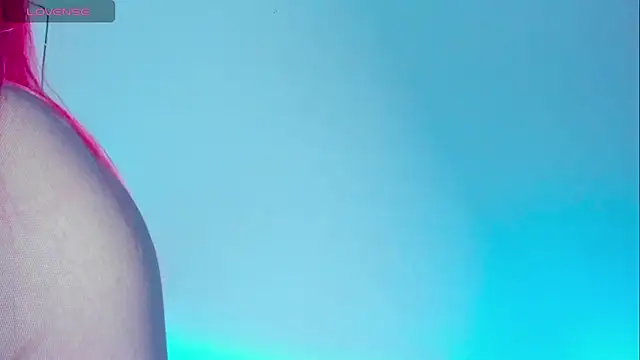 Ellope_'s cam snapshot