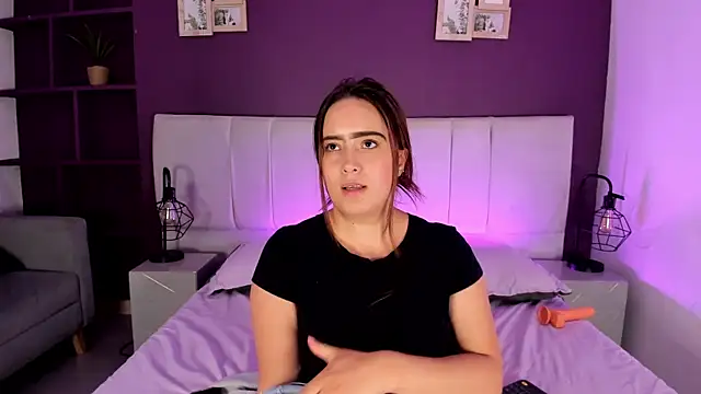 Pamela_Johnsn's cam snapshot