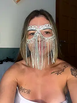 Bubuzinha10 live sex cam