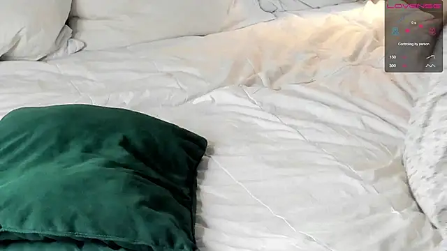 WildaBisom live sex cam