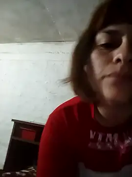 Putitaa34 live sex cam
