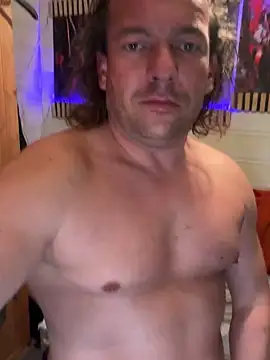 miguel910921's cam snapshot