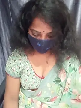 Manisha-Love live sex cam