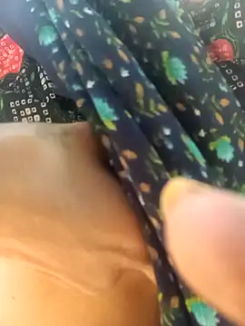 Juhi_chawla's cam snapshot