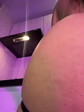 Miss_K8's cam snapshot