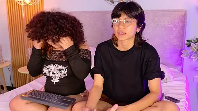 AngelandKai's cam snapshot