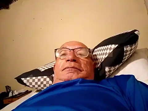 sincuenton24cmts's cam snapshot