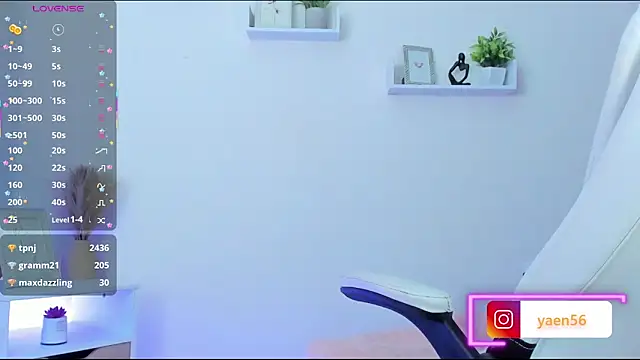 Liah__19's cam snapshot