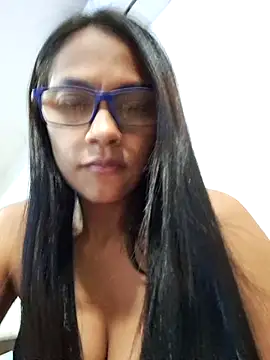 sarah_garcia_'s cam snapshot