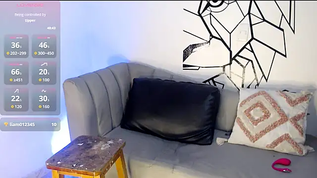 dakota_leen's cam snapshot