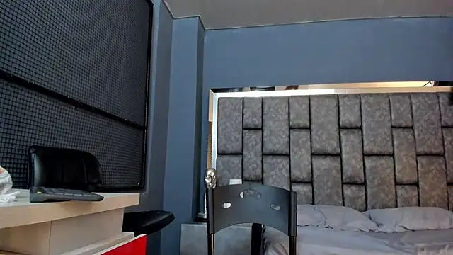 Matureyulyet live sex cam