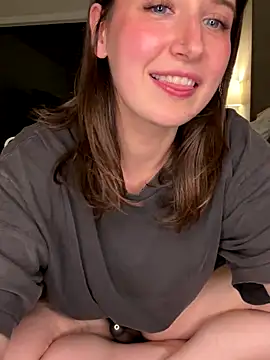 nerdynina live sex cam