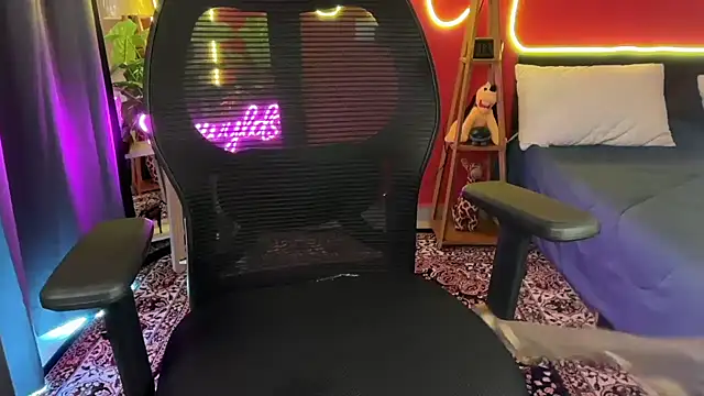 thywyldst69 live sex cam