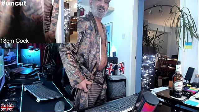 OnlineBossUK live sex cam