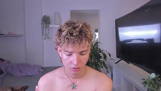 santy-kitty live sex cam