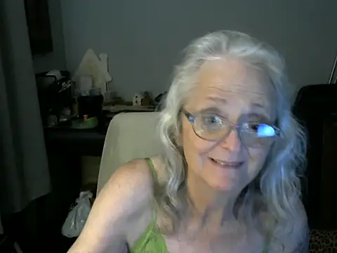 JoleneDelacroix live sex cam