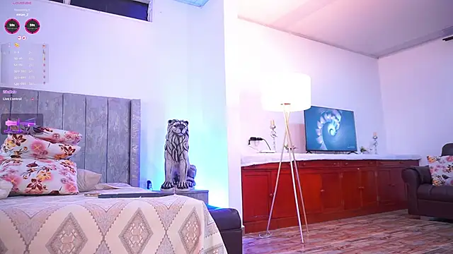 lara_giraldo live sex cam