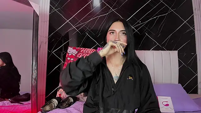 Candy_leilaa3's cam snapshot