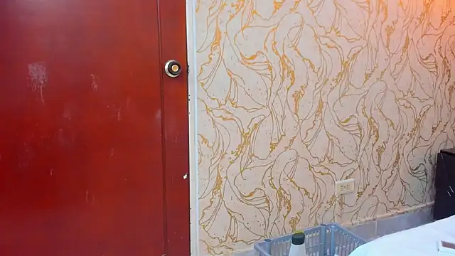 Kelly_Swift's cam snapshot