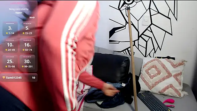 dakota_leen's cam snapshot