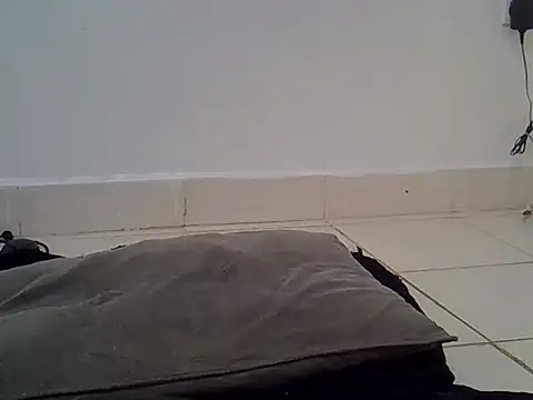 ChesterBrianna's cam snapshot