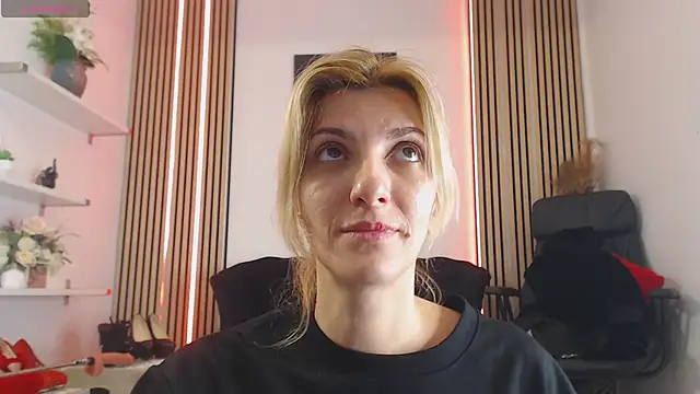 RileyLanna's cam snapshot