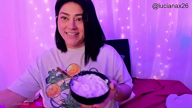 lucy26_'s cam snapshot