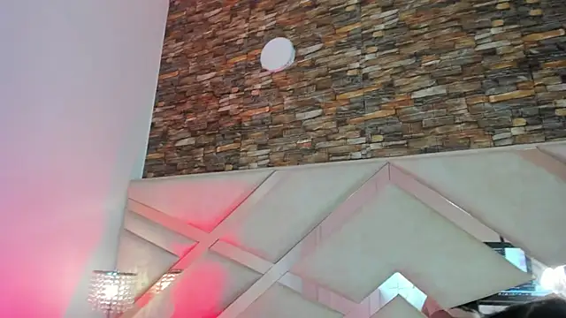 sophie_pariss's cam snapshot