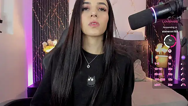 devlin_violett's cam snapshot