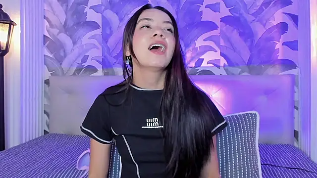 Sami_Evanns's cam snapshot