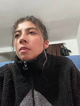 ShareeBax_'s cam snapshot