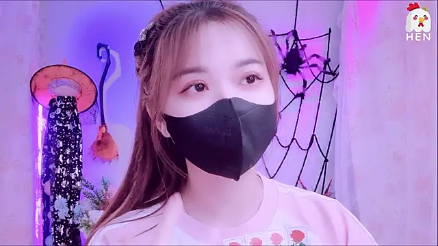 Hen-1m52 live sex cam